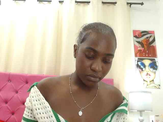 Cassandra-Hunt webcam