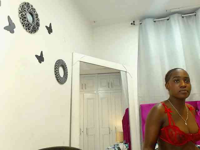 Cassandra-Hunt webcam