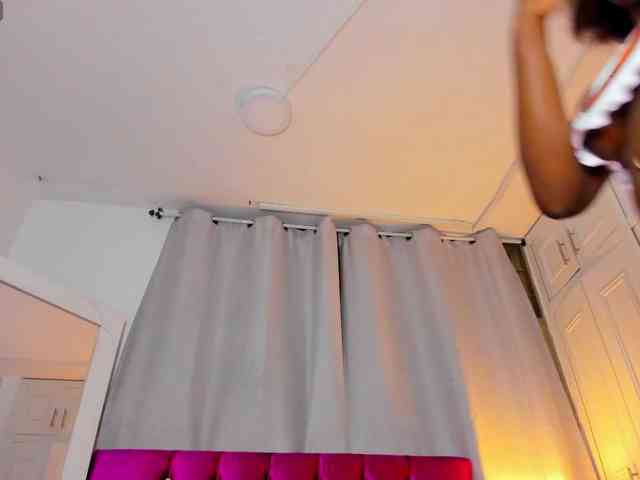 Cassandra-Hunt Live Webcam on BongaCams