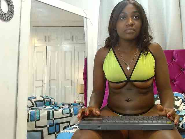 Cassandra-Hunt webcam