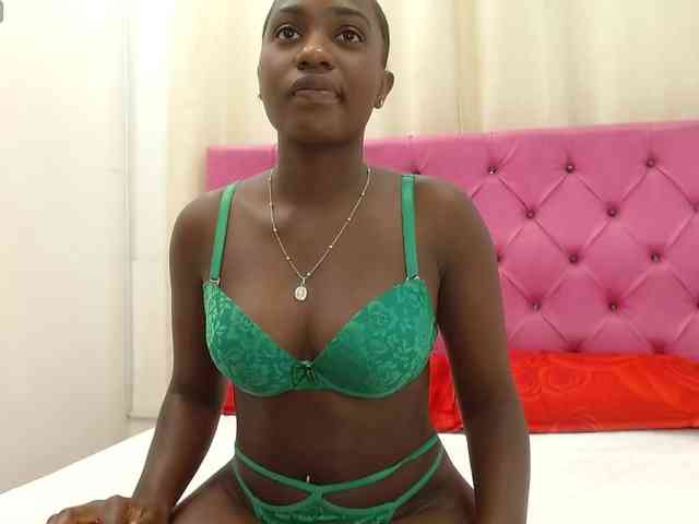 Cassandra-Hunt webcam