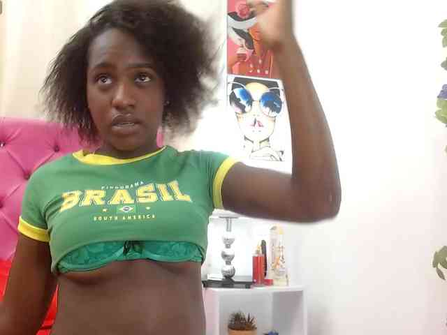 Cassandra-Hunt webcam