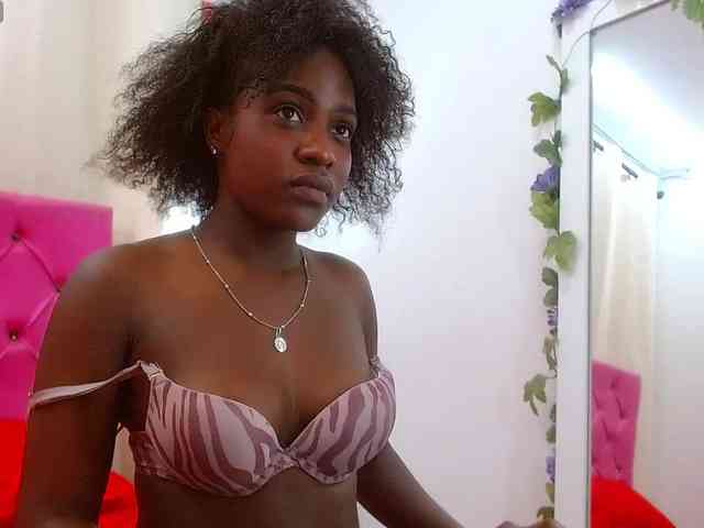 Cassandra-Hunt webcam