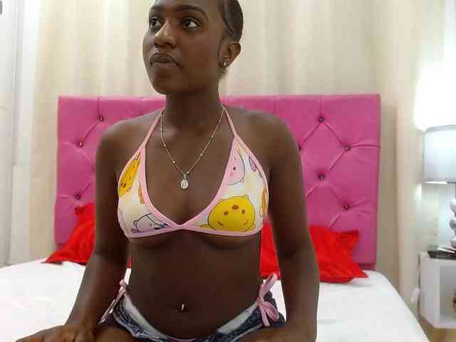 Cassandra-Hunt webcam