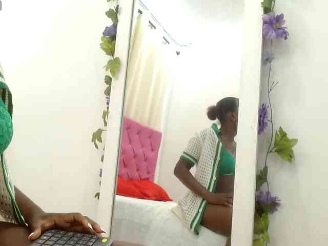 Cassandra-Hunt webcam