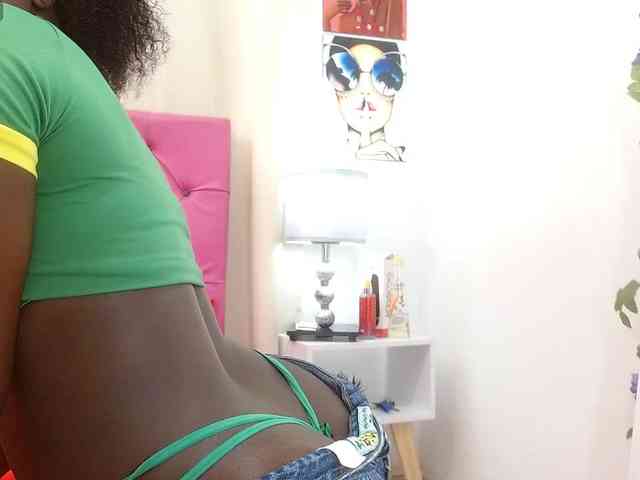 Cassandra-Hunt webcam