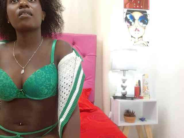 Cassandra-Hunt webcam