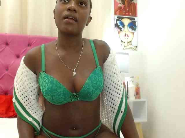 Cassandra-Hunt webcam