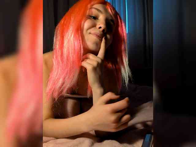 pussypiercingslut webcam