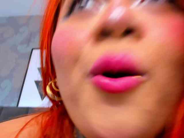 Anikka-Albrite- webcam