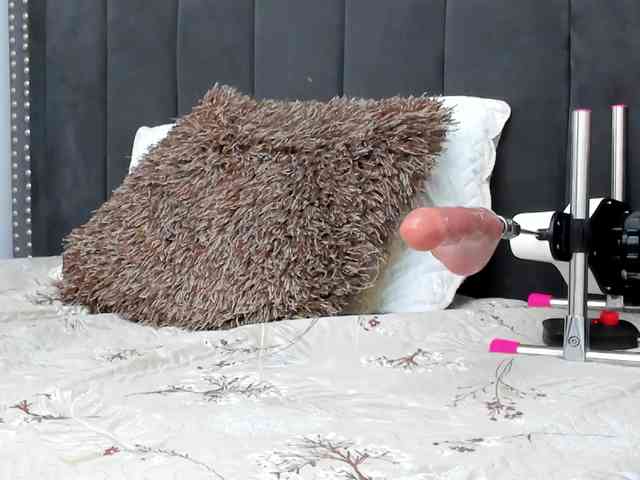 Anikka-Albrite- webcam