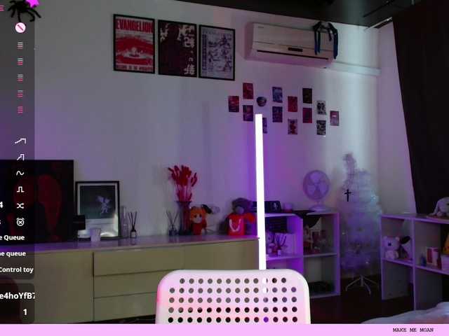 EvianLui live cam on BongaCams