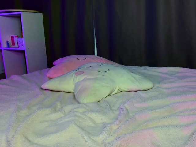 EvianLui live cam on BongaCams