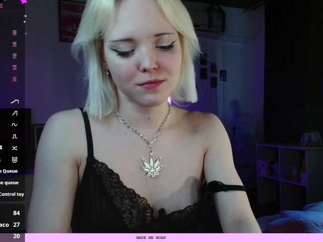 EvianLui live cam on BongaCams