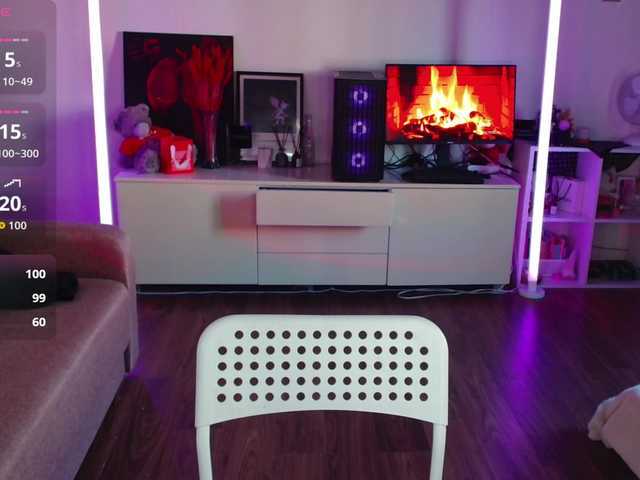 EvianLui live cam on BongaCams