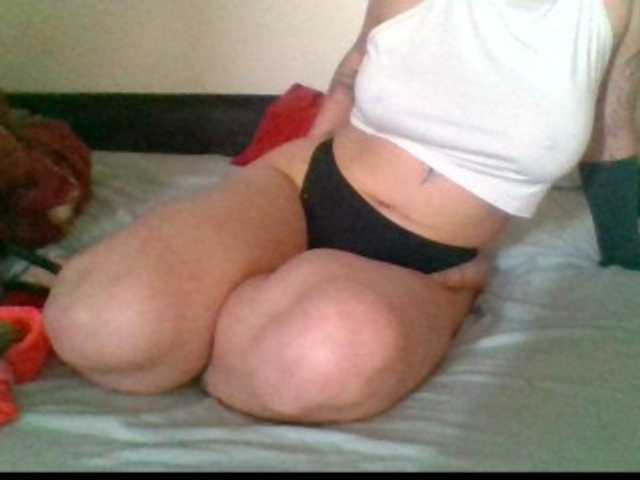 julia2507's BongaCams show and profile