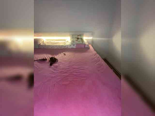 MaskedBabesVIP webcam