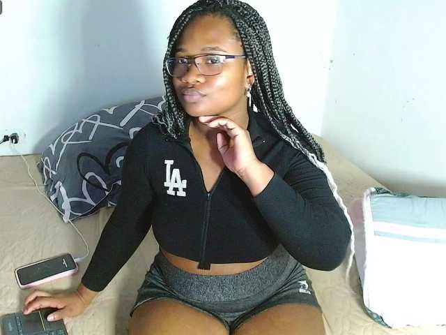 Angelamontes live cam on BongaCams