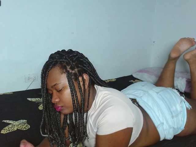 Angelamontes live cam on BongaCams
