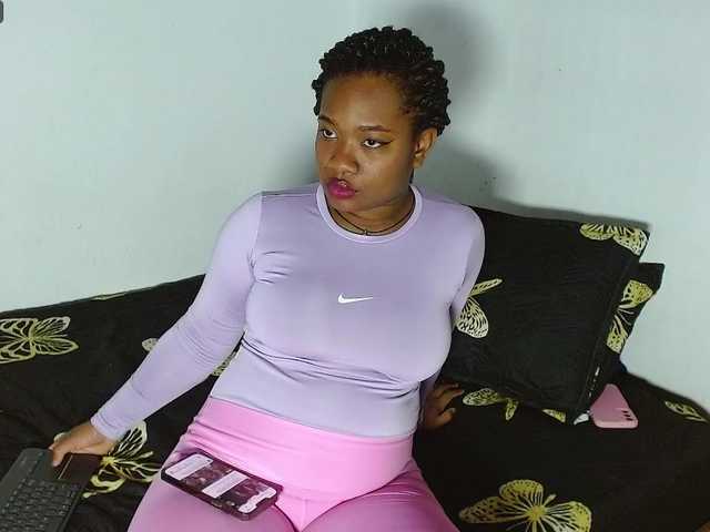 Angelamontes live cam on BongaCams