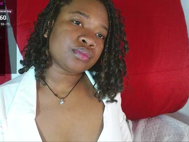 Angelamontes live cam on BongaCams