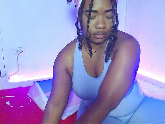 Angelamontes live cam on BongaCams
