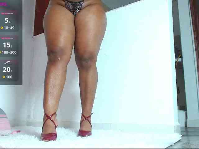 Modelo: Angelamontes