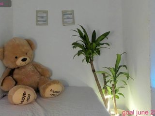 zoe-1m Porn Show