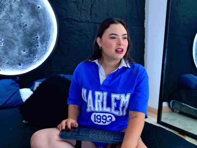 AliceCastillo webcam