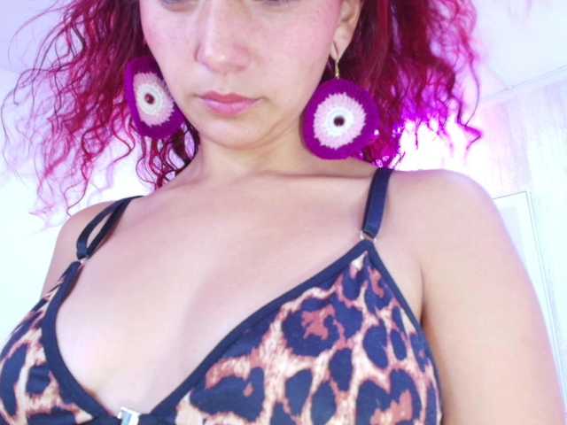 Lila-monroe live cam on BongaCams