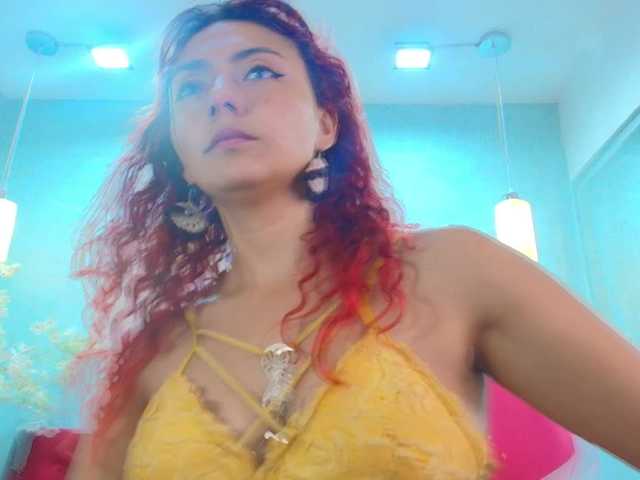 Lila-monroe live cam on BongaCams