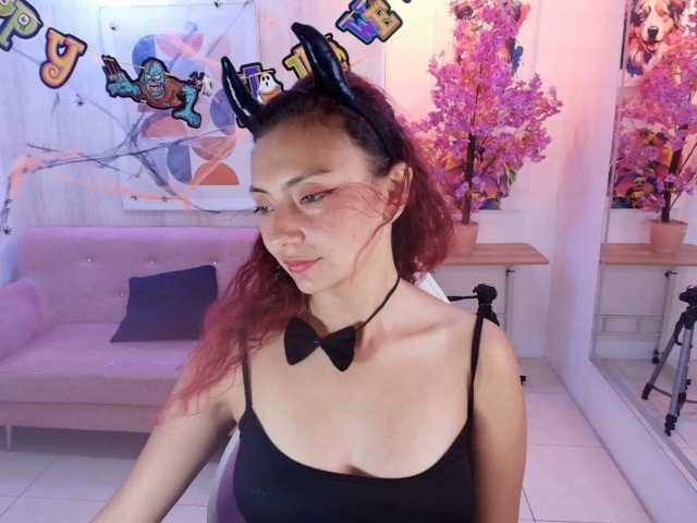 Lila-monroe live cam on BongaCams