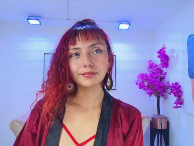 Lila-monroe live webcam show
