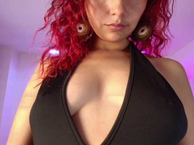 Lila-monroe live cam on BongaCams