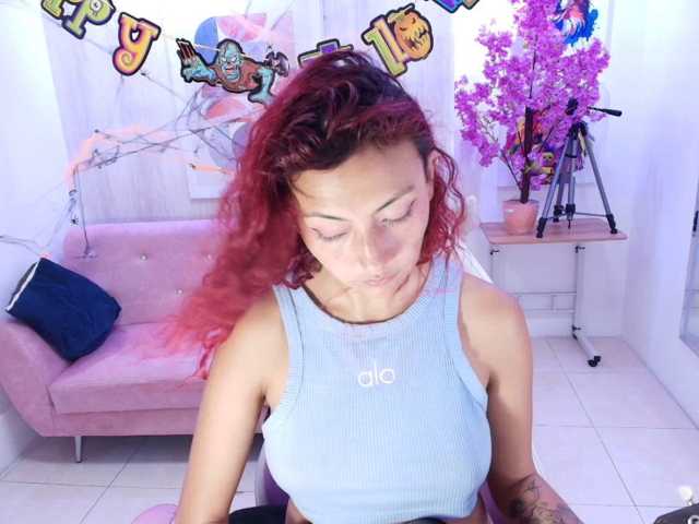 Lila-monroe live cam on BongaCams