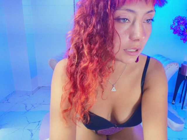 Lila-monroe live webcam show