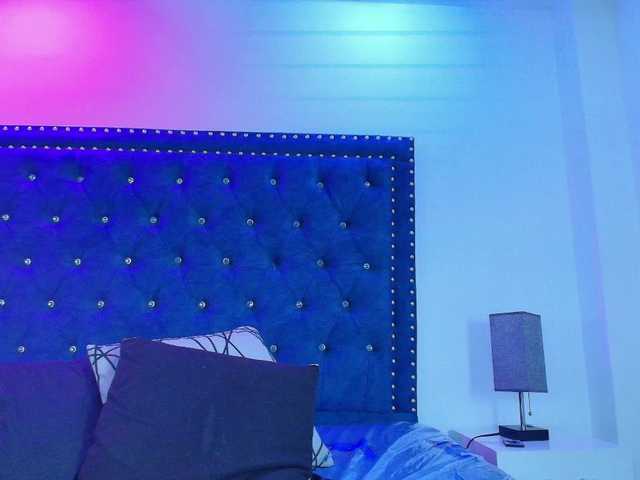 Lila-monroe live webcam show