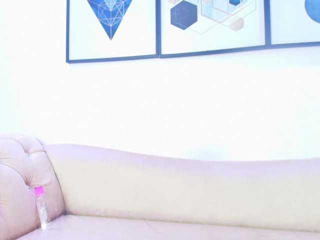 Lila-monroe live cam
