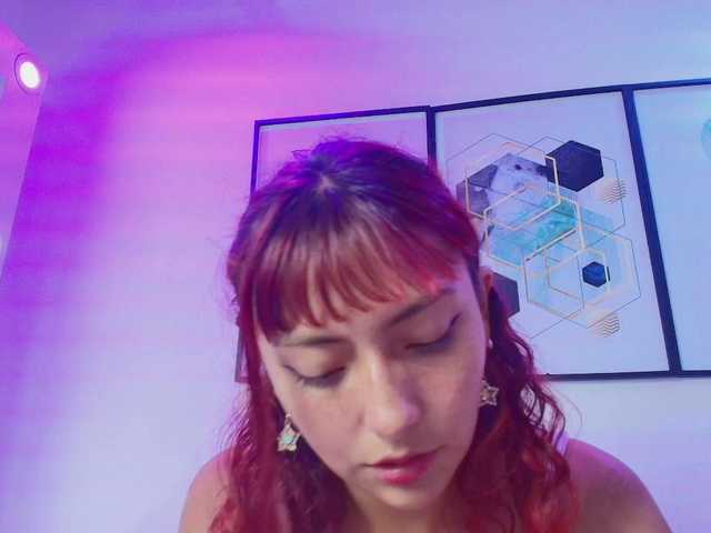 Lila-monroe live webcam show