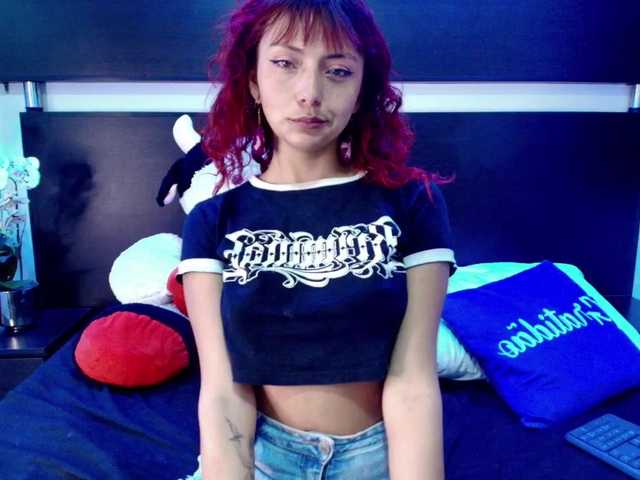 Lila-monroe live cam on BongaCams