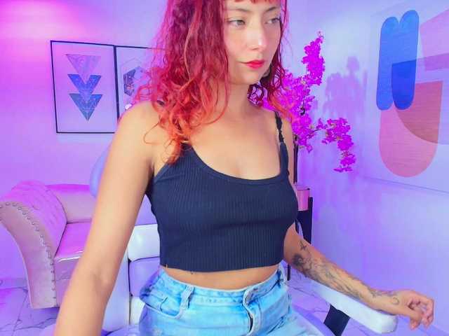 Lila-monroe live webcam show
