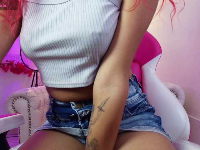 Lila-monroe live cam on BongaCams