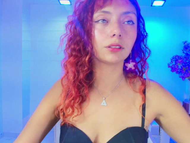 Lila-monroe live cam on BongaCams