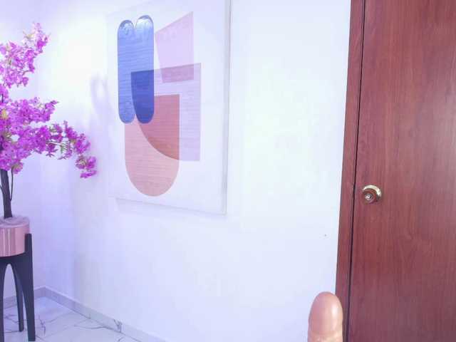 Lila-monroe live cam on BongaCams