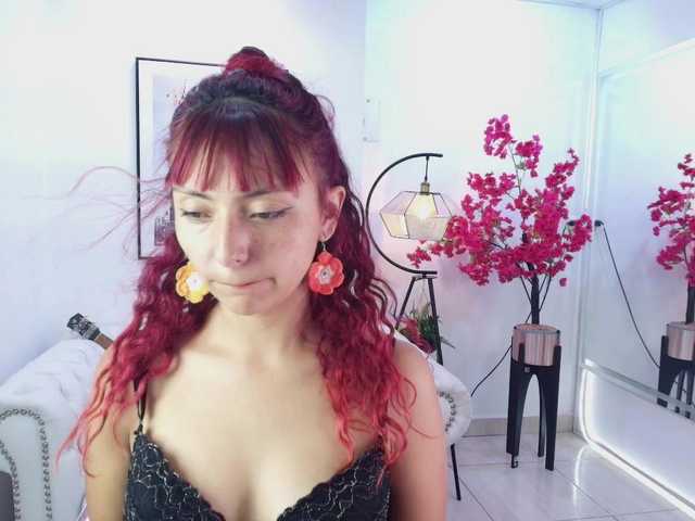 Lila-monroe live cam on BongaCams