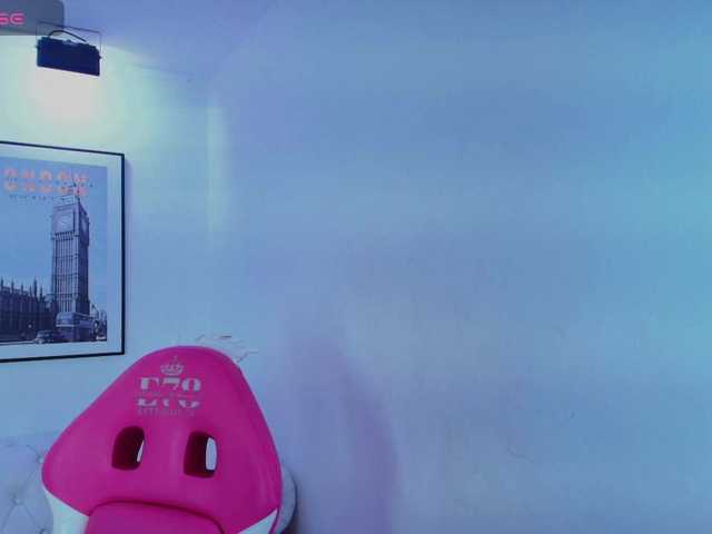 Lila-monroe live cam on BongaCams