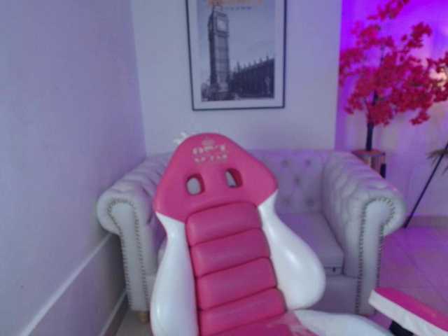 Lila-monroe live cam on BongaCams