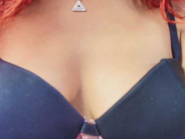 Lila-monroe live webcam show