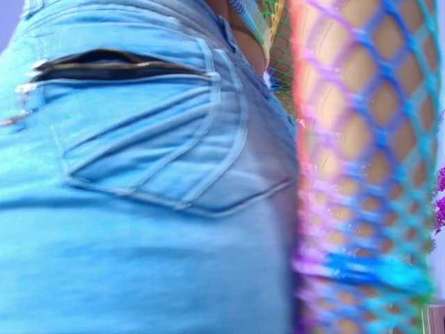 Lila-monroe live cam on BongaCams