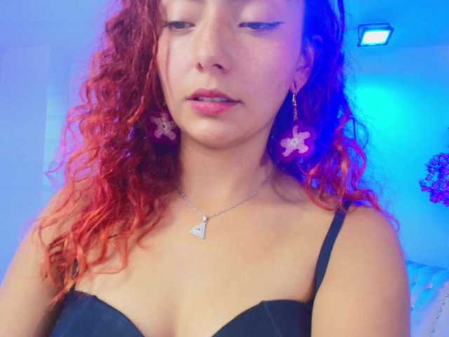 Lila-monroe live webcam show